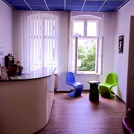 Wartezimmer - Anmeldung - Zahnarzt Prenzlauer Berg -Schönhauser Allee - Zahnarztpraxis Gernot Wolff