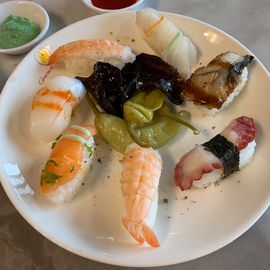 Sehr leckeres Sushi mit Seafood