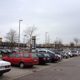 Parkplatz beim Outlet Center