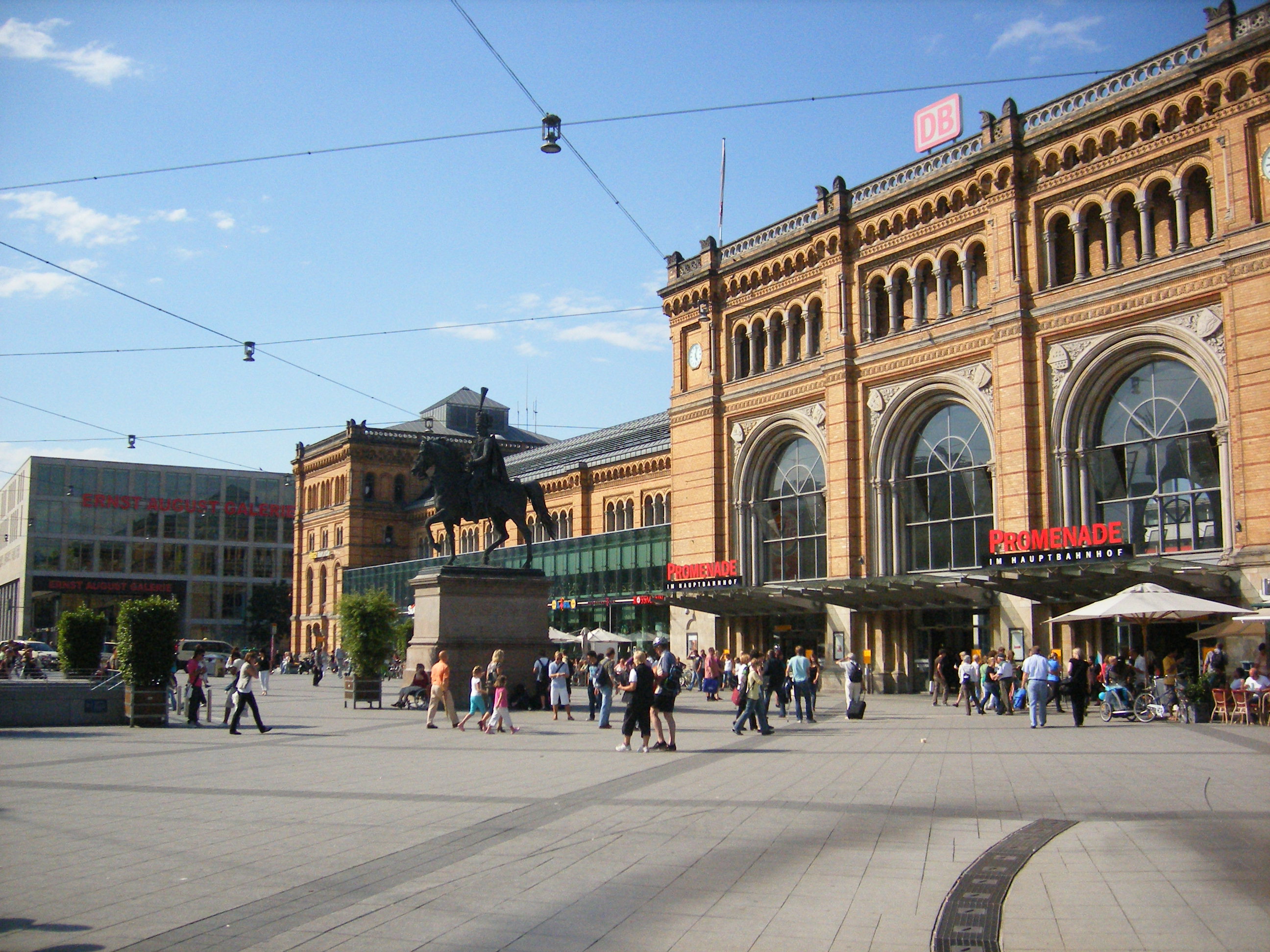 Bahnhofsvorplatz (Cityblick)