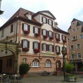 Hof-Apotheke in der Altstadt von Bad Mergentheim