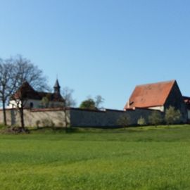 Gasthaus Lauberberg und Antoniuskapelle