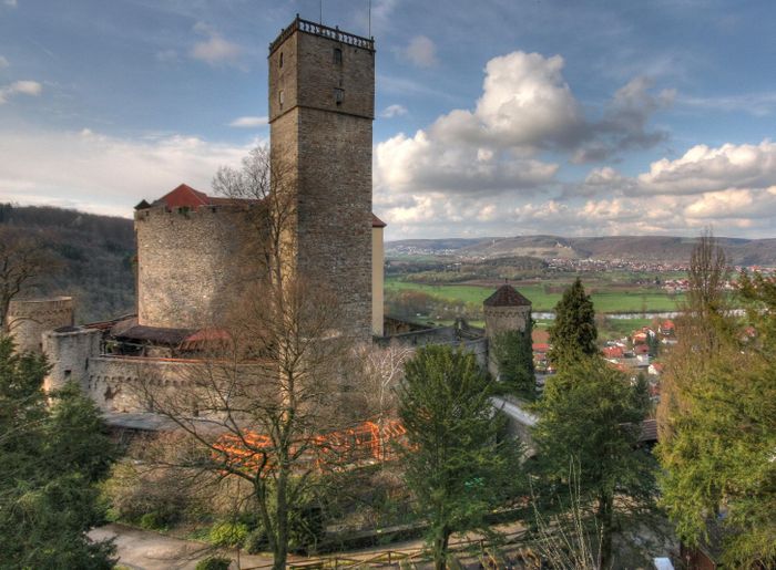 Burg Guttenberg - ein lohnendes Ziel - Museum, Greifenwarte, burgschänke u. Mittelalterliche Herberge