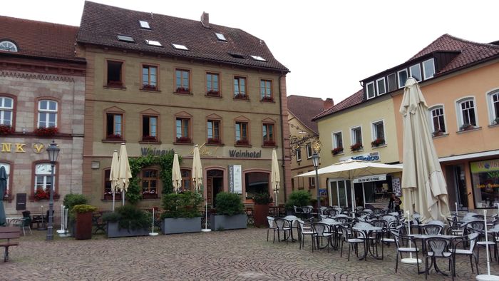 Weinhotel Müller direkt am schönen Hammelburger Marktplatz