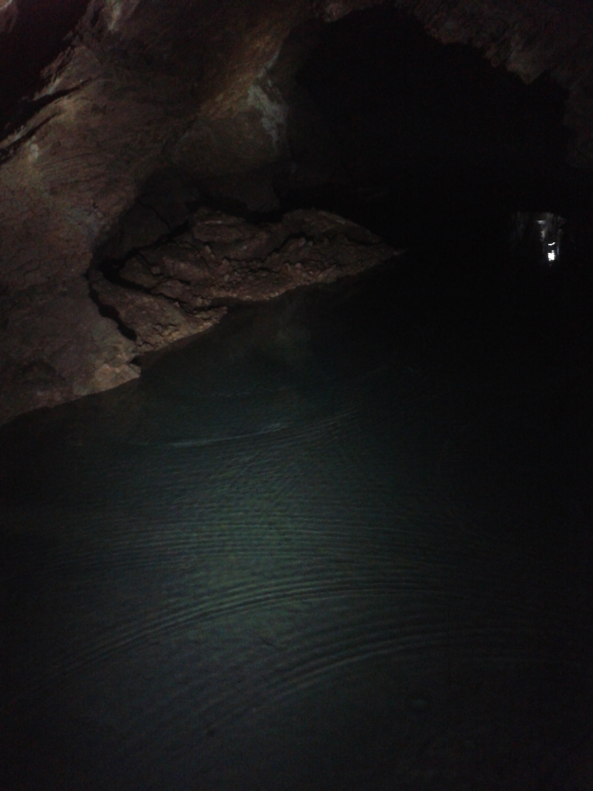 Höhlensee