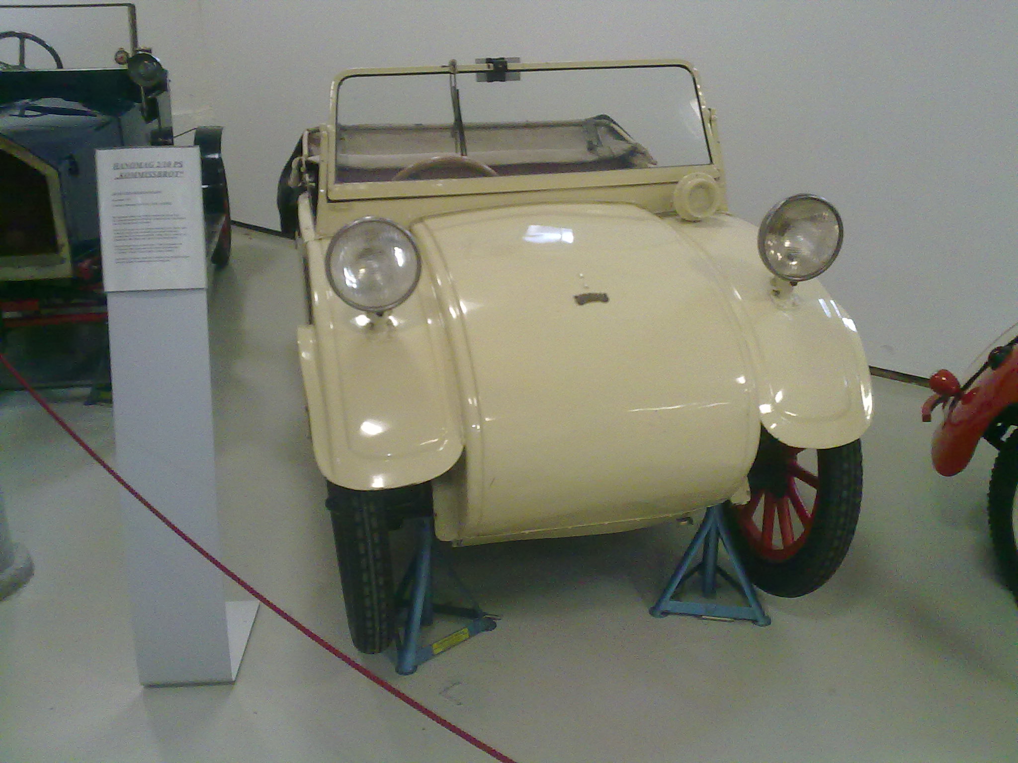 Wie man dieses Auto nannte-erfährt man im Automuseum
