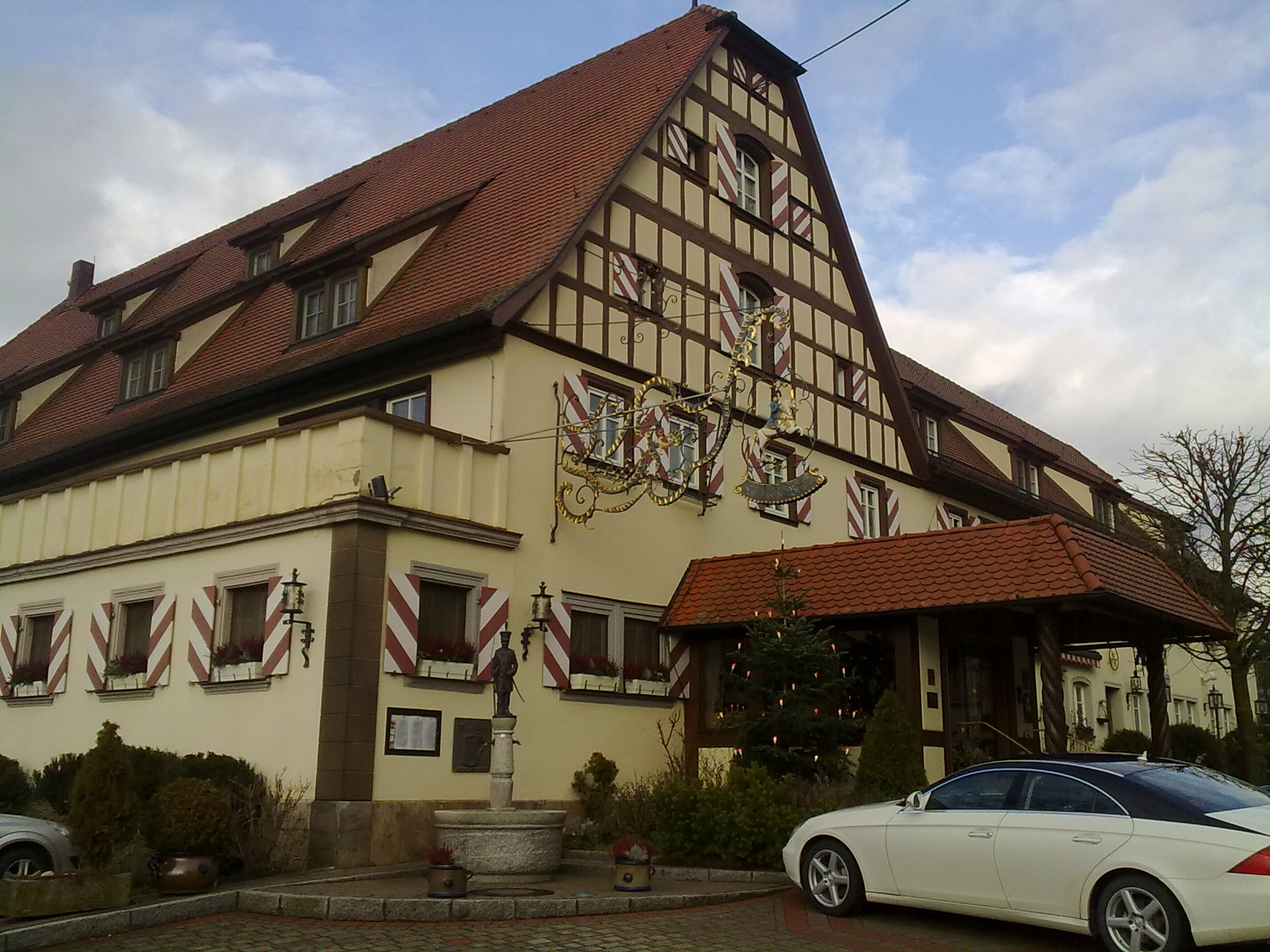 Landwehr-Bräu
Brauerei-Gasthof-Hotel