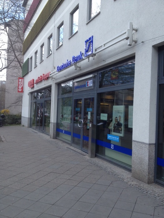 Bild 1 Deutsche Bank Filiale in Berlin