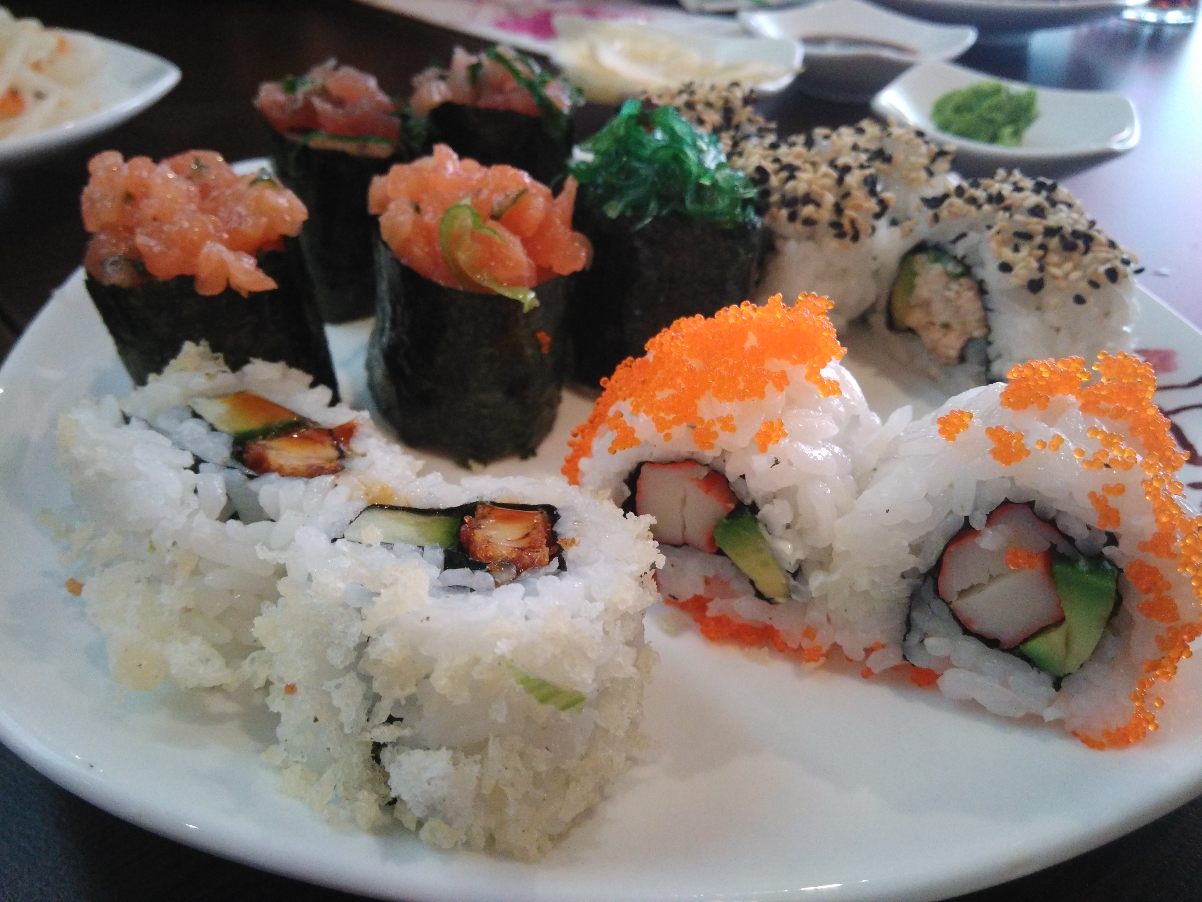 Gro&szlig;e Auswahl z.B. an Sushi und Vorspeisen. Alles sehr frisch.