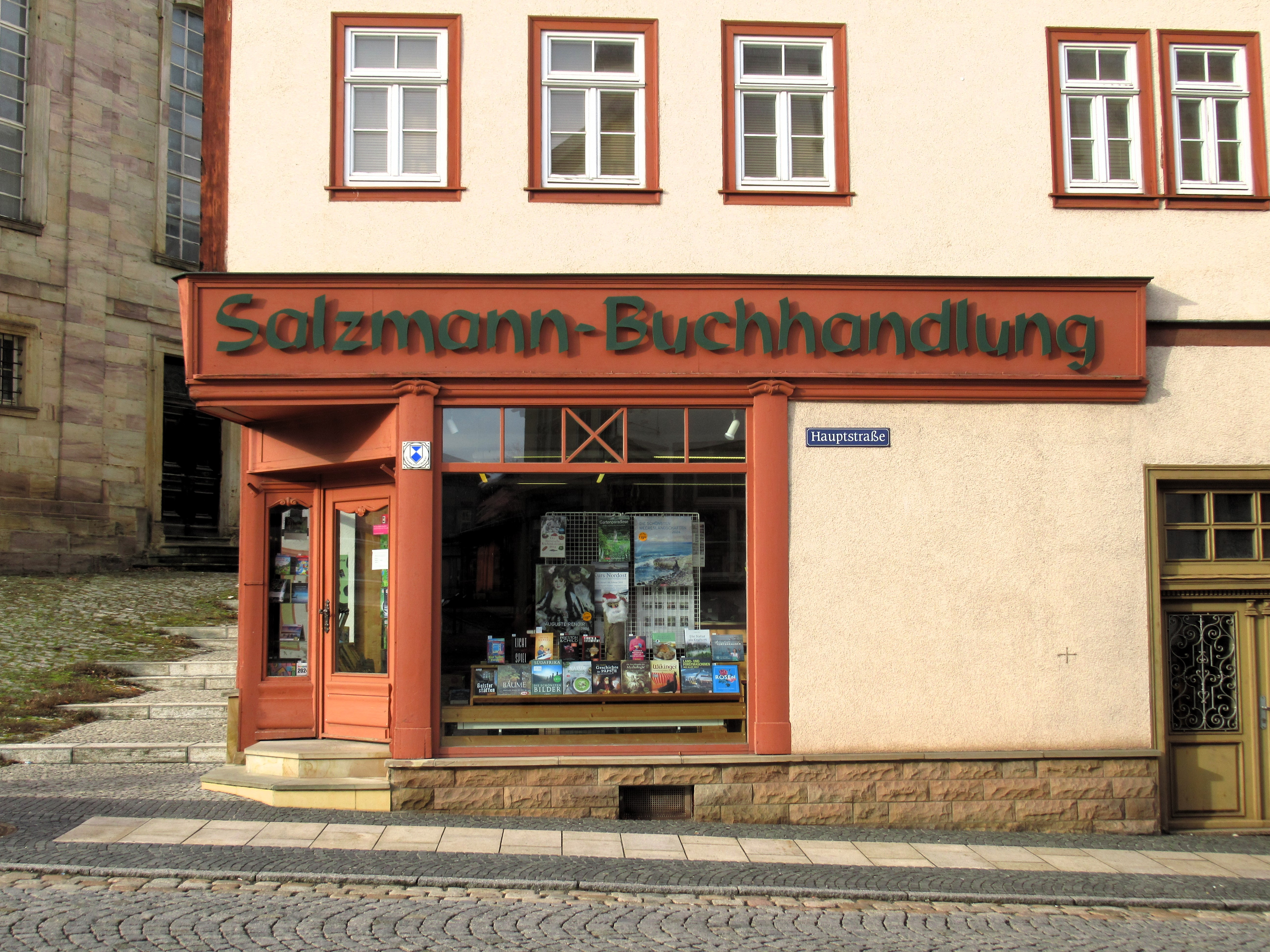 Bild 1 Salzmann-Buchhandlung in Waltershausen
