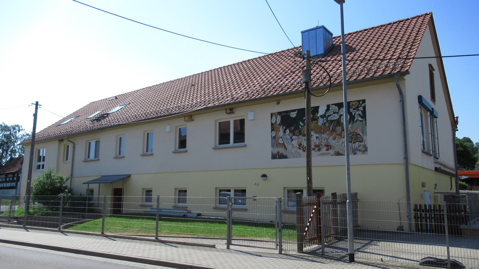 Bild 1 Kindergarten Wachsenburgzwerge in Amt Wachsenburg