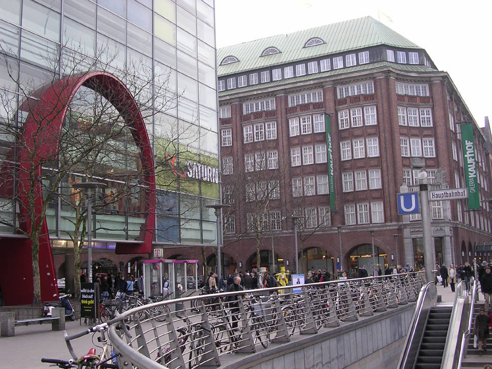 Bild 3 SATURN Smartbar in Hamburg