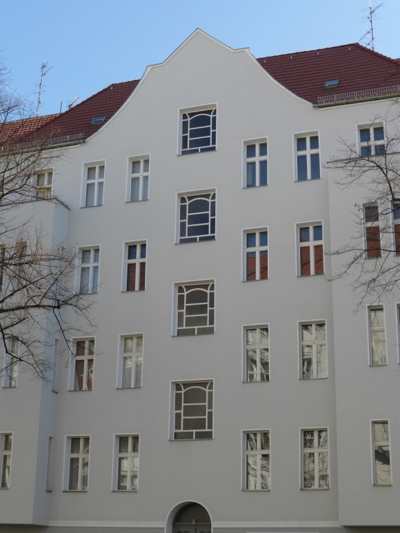 Praxisadresse
Joachim-Friedrich-Str. 9
10711 Berlin