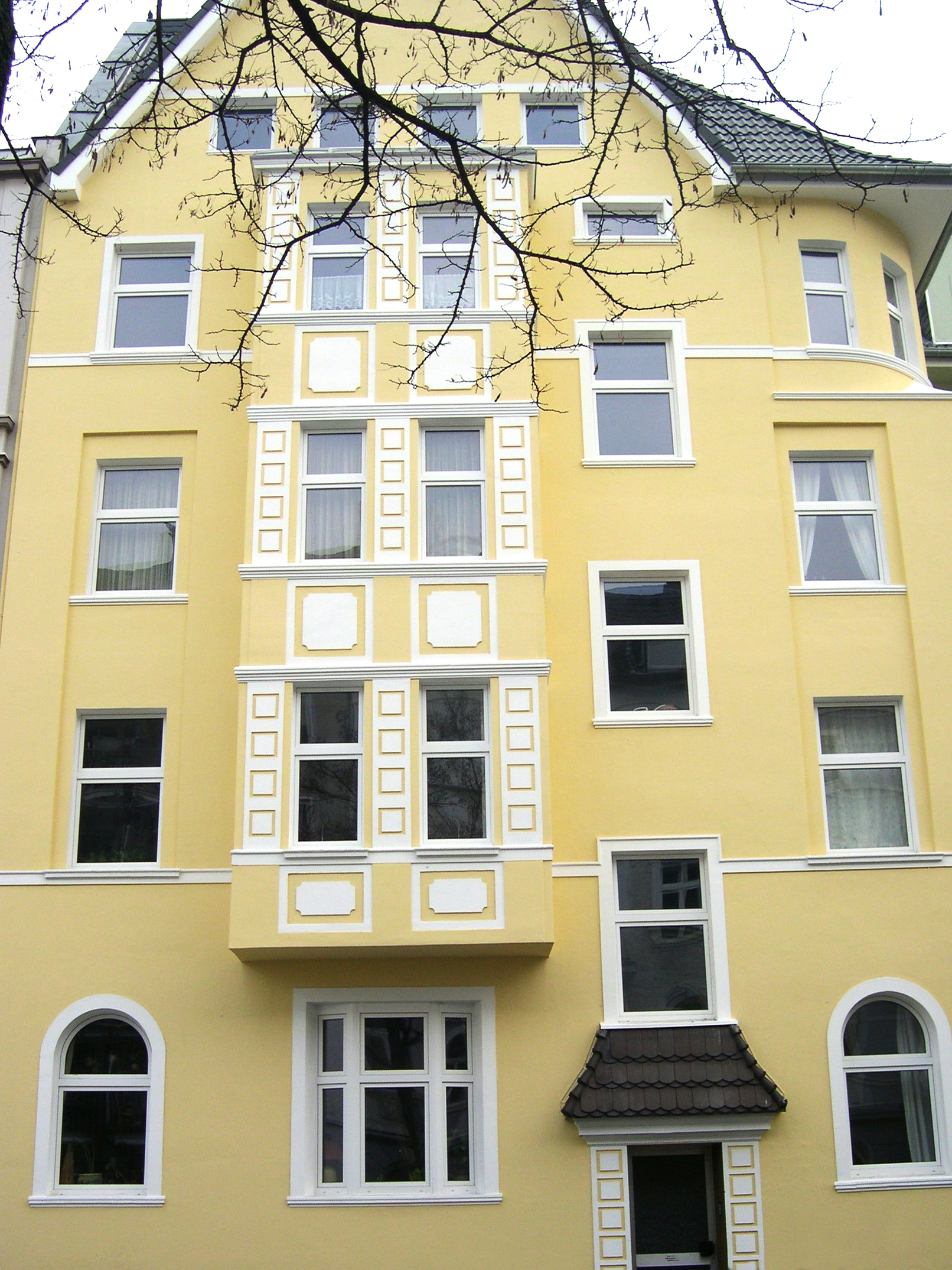 Sanierter Altbau Düsseldorf - KÖNIG Immobilien GmbH