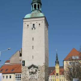 Turm mit Rathaus.