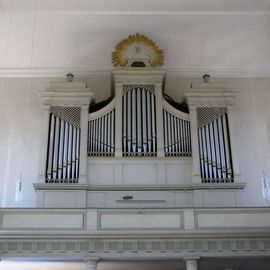 Die helle Orgel.