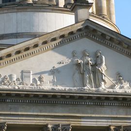 Das sehenswerte - und fast NIE beachtete - Relief auf der Dom-Nordseite.:)