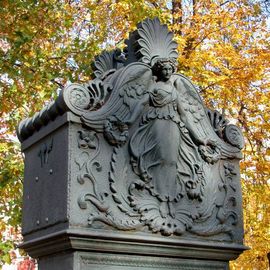 Historische Grabkunst. Monument.