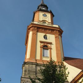 Der Kirchturm ist sogar noch größer als Euer Spreesurfer.:)