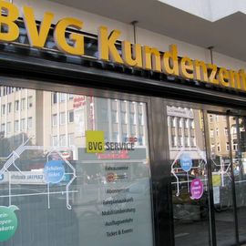 BVG Kundenzentrum Tegel. Diese "Burg" ist dauerhaft (???) geschlossen!!!