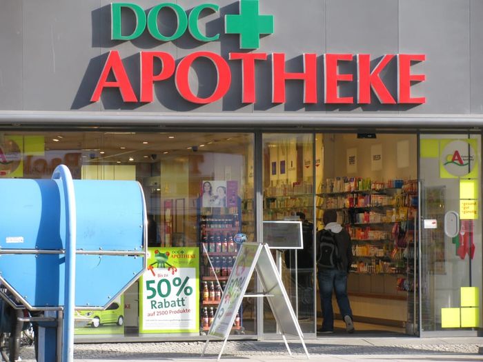 Die DOC Plus Apotheke in der Müllerstraße in Berlin-Wedding.:)