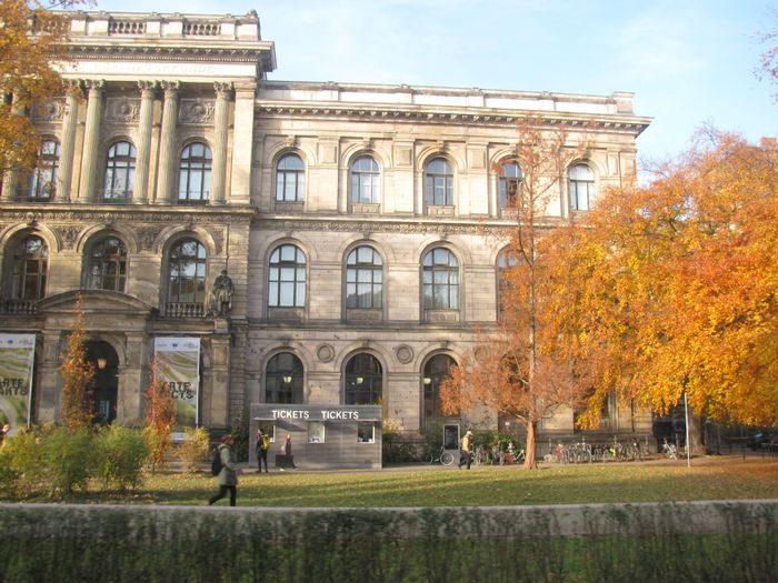 Nutzerbilder Museum für Naturkunde Leibniz-Institut für Evolutions- und Biodiversitätsforschung an der Humboldt-Universität zu Berlin