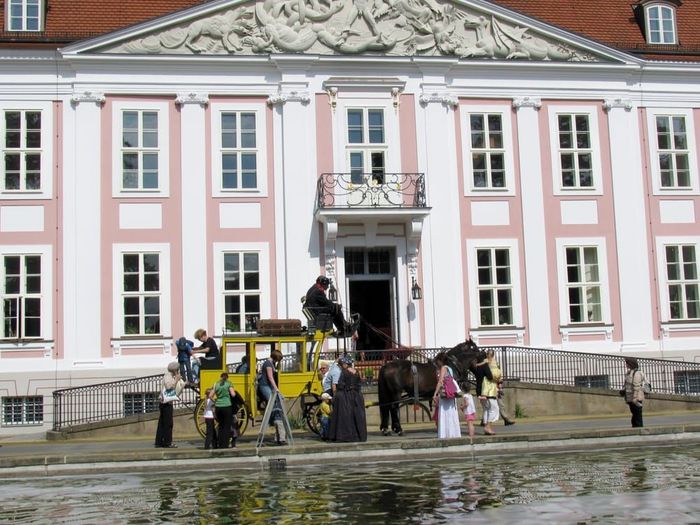 Schloss Friedrichsfelde