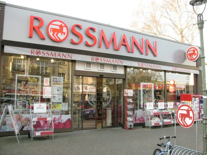 Rossmann in Berlin-Hermsdorf Ende 2015.