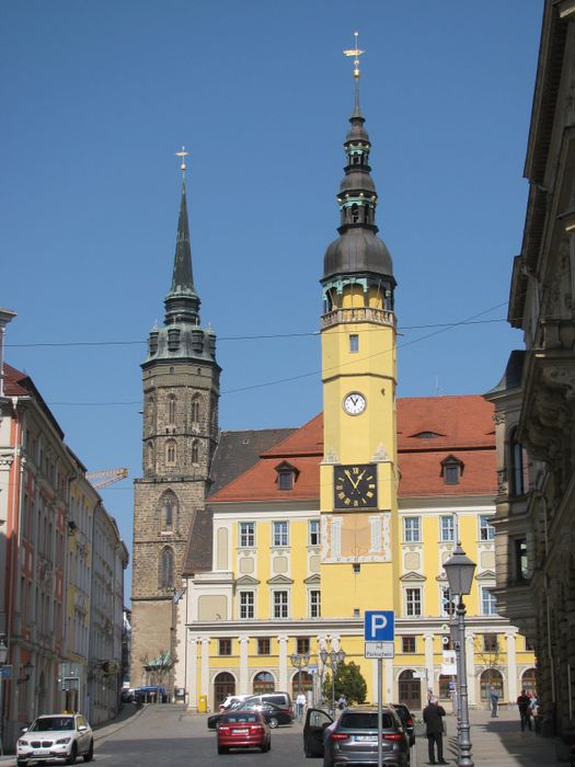 Rathaus Bautzen mit Petridom links. :) April 2018.