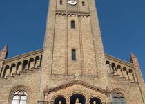 Bild zu Katholische Kirchengemeinde St. Peter und Paul