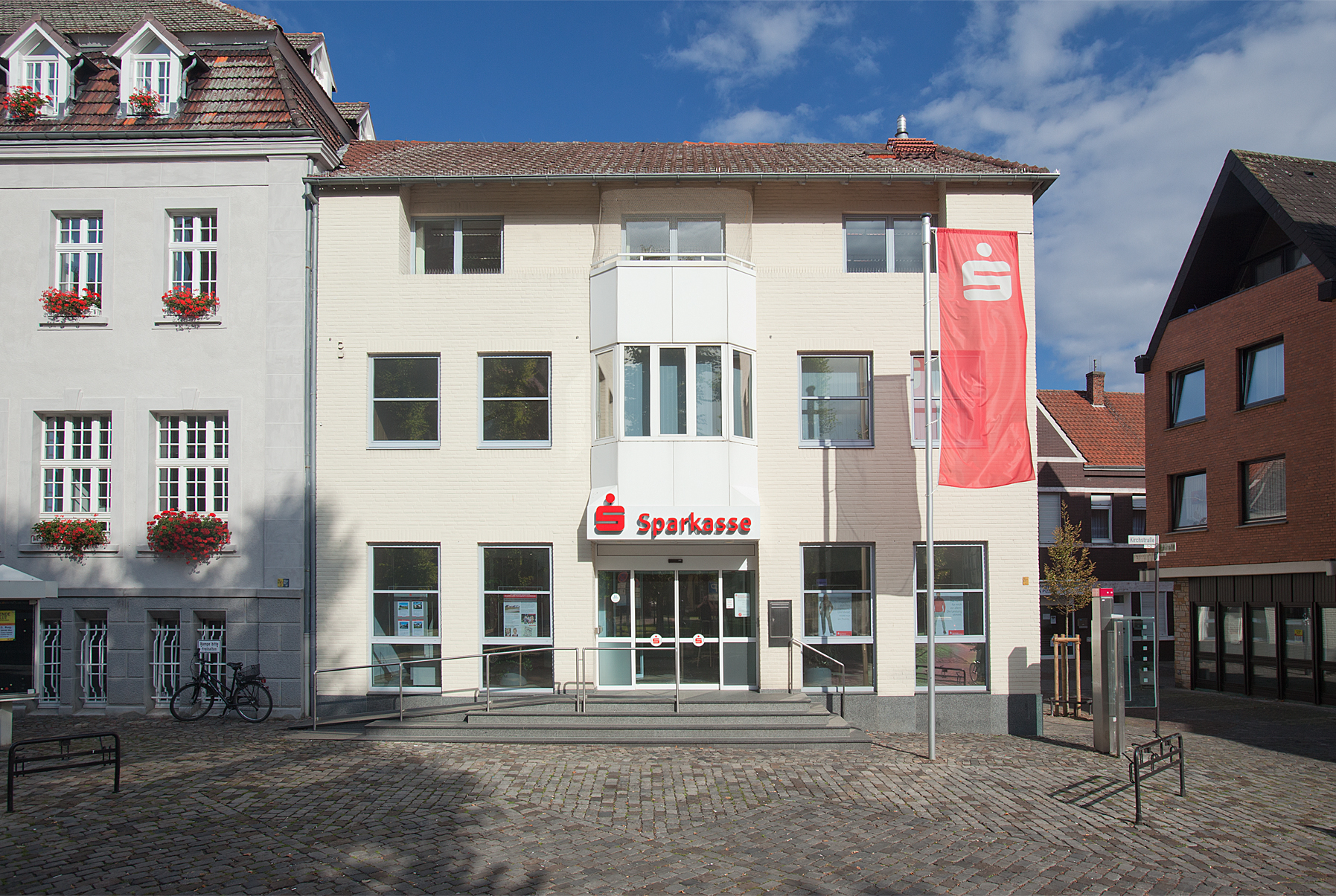 Bild 1 Sparkasse Münsterland-Ost in Sendenhorst