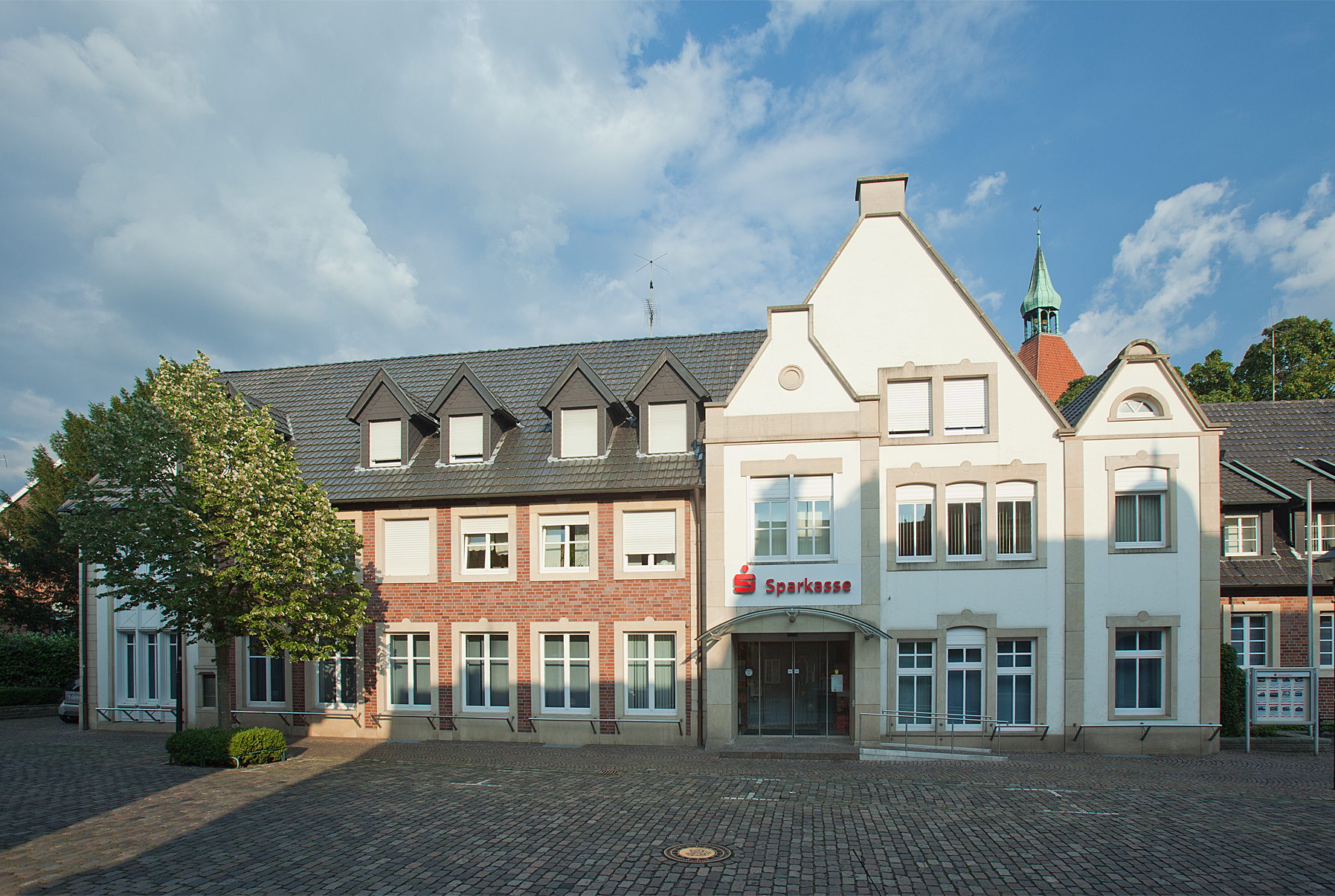 Bild 1 Sparkasse Münsterland Ost - Filiale Freckenhorst in Warendorf