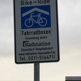 Fahrradstation Flughafenbahnhof in Düsseldorf