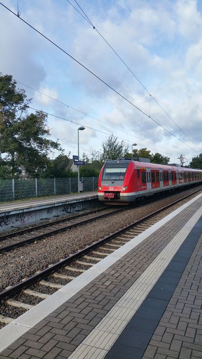 S-Bahnhof Düsseldorf-Rath Mitte