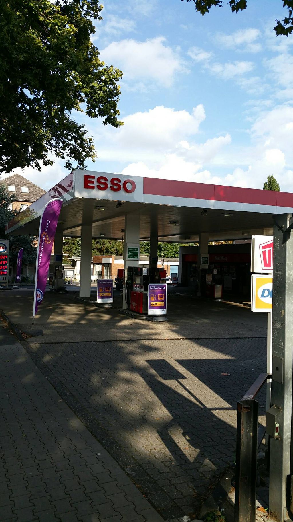 Nutzerfoto 2 Esso Station Tankstelle