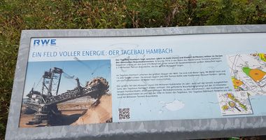 Aussichtspunkt Tagebau Hambach in Elsdorf im Rheinland
