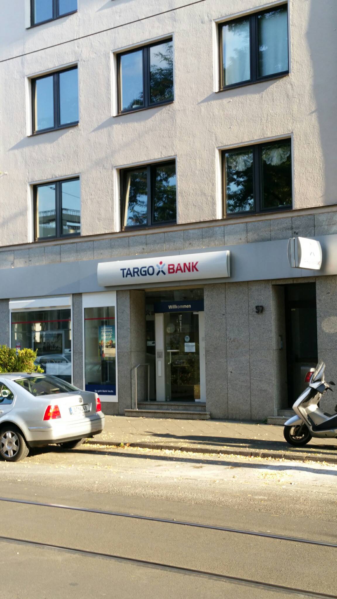 Bild 1 TARGOBANK AG & CO. KGAA in Düsseldorf