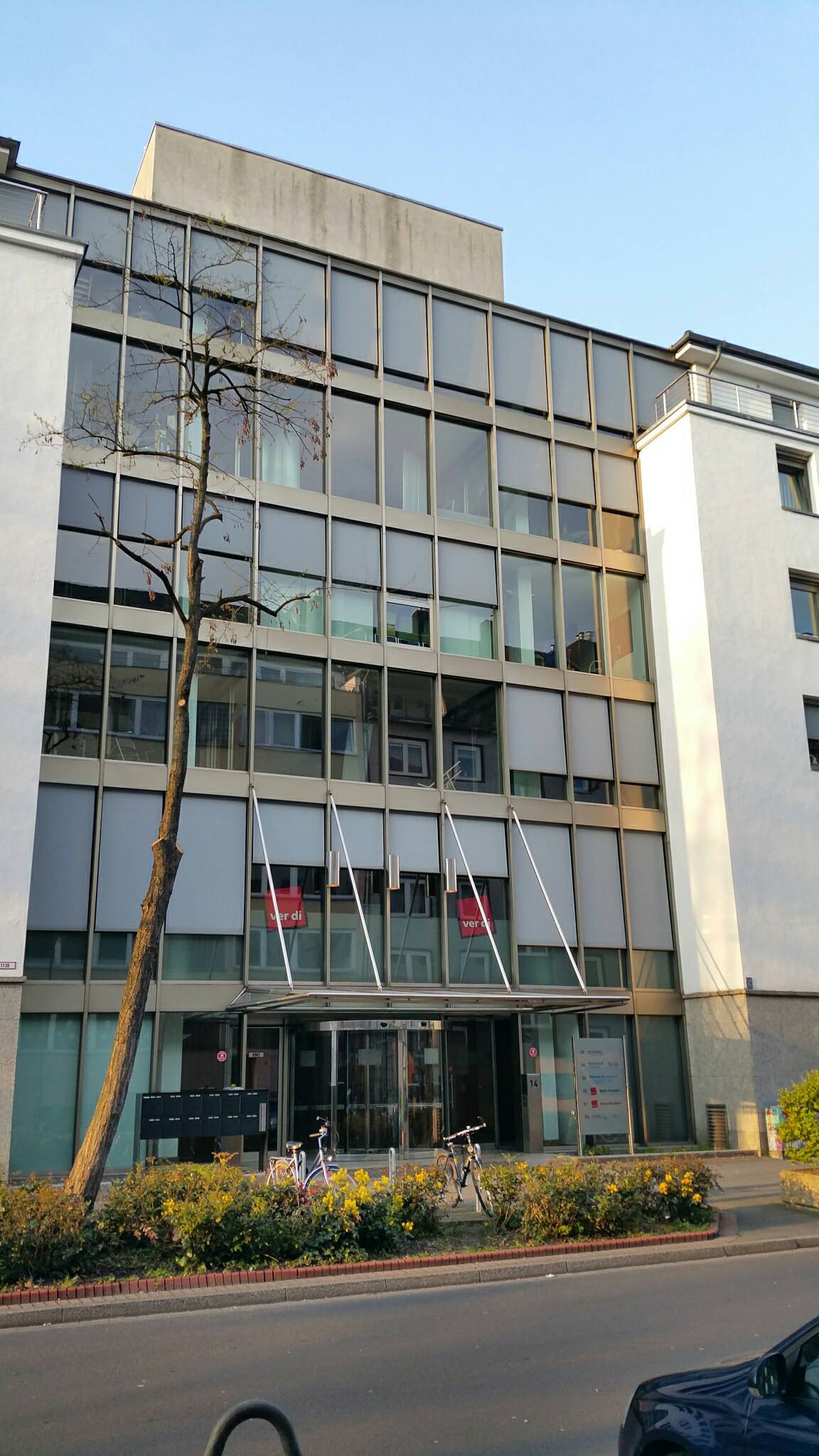 Bild 1 Ver.di Vereinte Dienstleistungsgewerkschaft Bezirk Düsseldorf-Rhein-Wupper in Düsseldorf