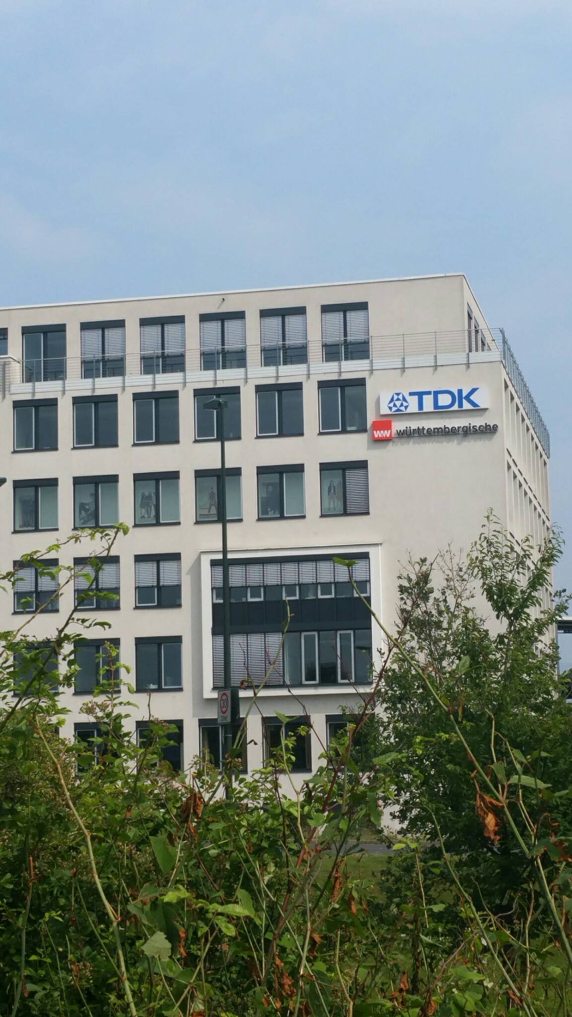 Bild 1 TDK Europe GmbH in Düsseldorf