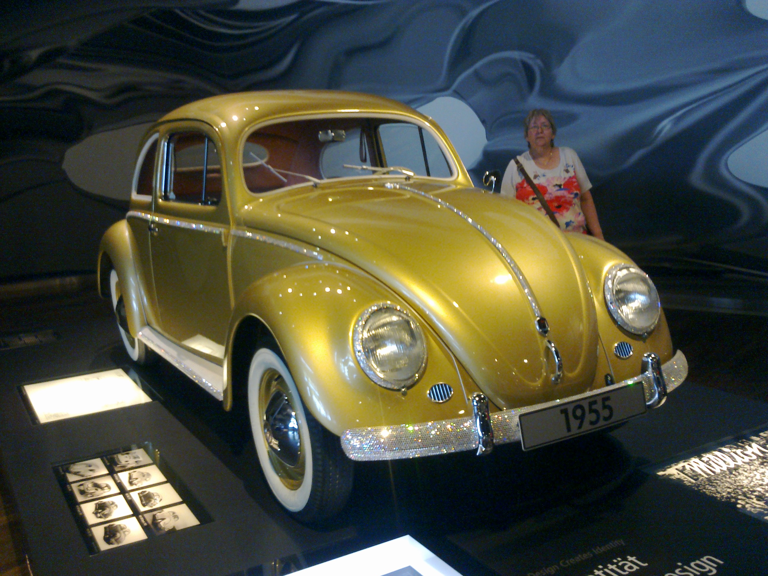 Der Einmillionste Käfer von 1955 in der Autostadt Wolfsburg.