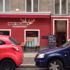 Ron Telesky Canadian Pizza in Berlin