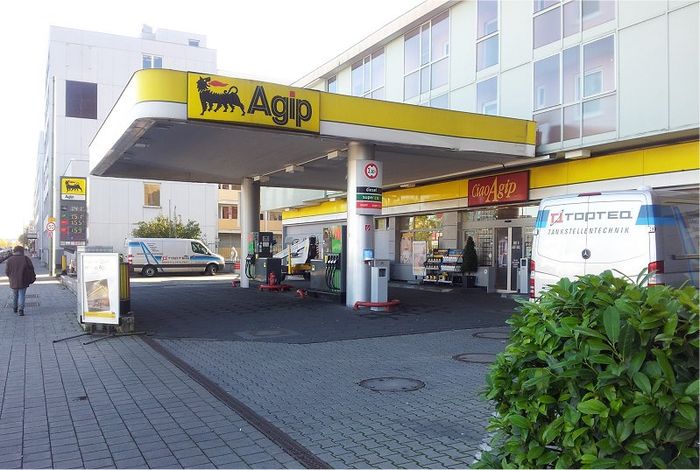 AGIP Tankstelle und Shop