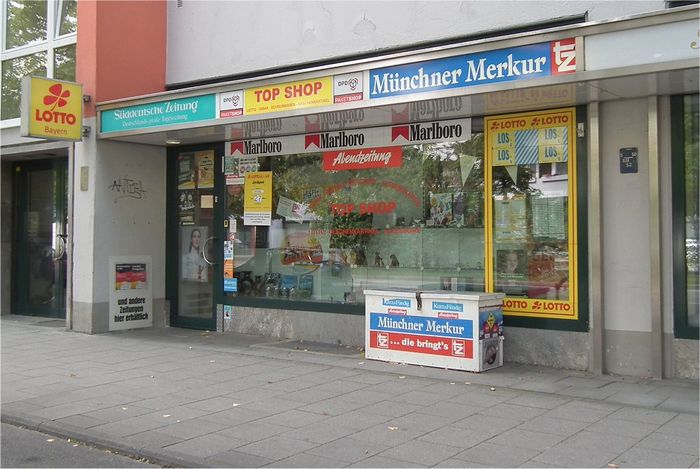 Top Shop Nguyen, Außenansicht 