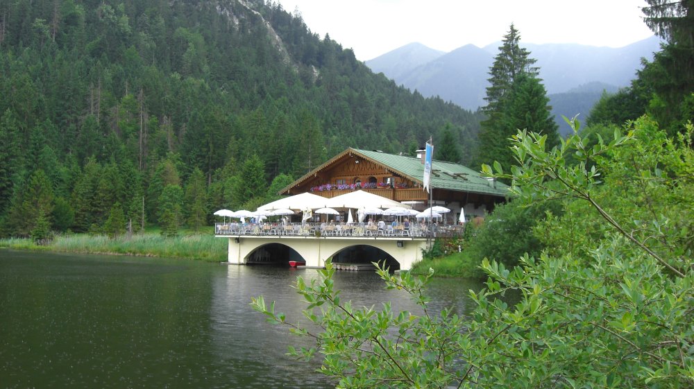 Berggasthof Pflegersee bei Garmisch-Partenkirchen