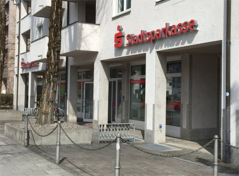 Bild 1 Stadtsparkasse München Geldautomat in München