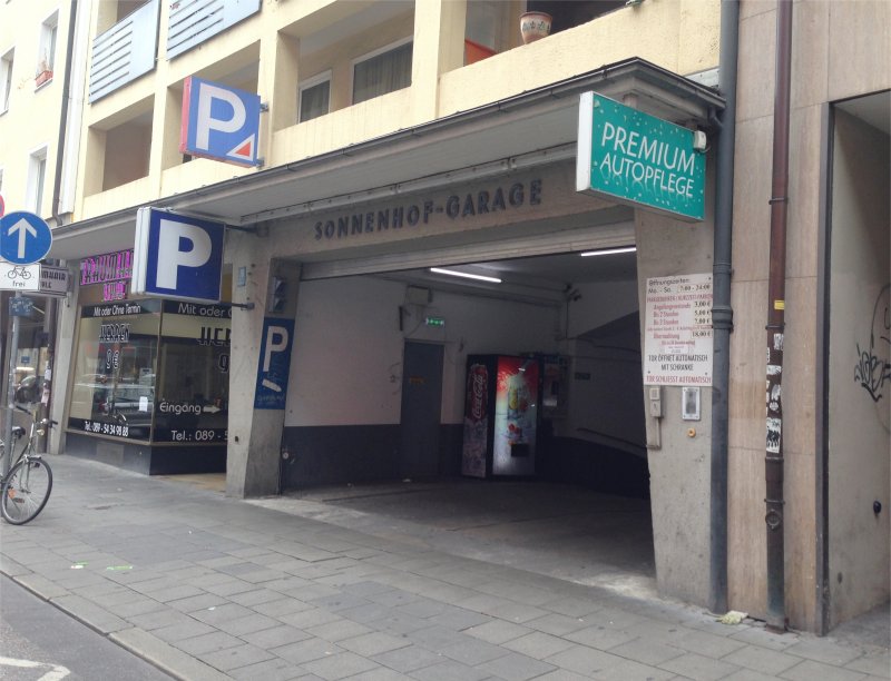 Einfahrt Parkgarage Sonnenhof