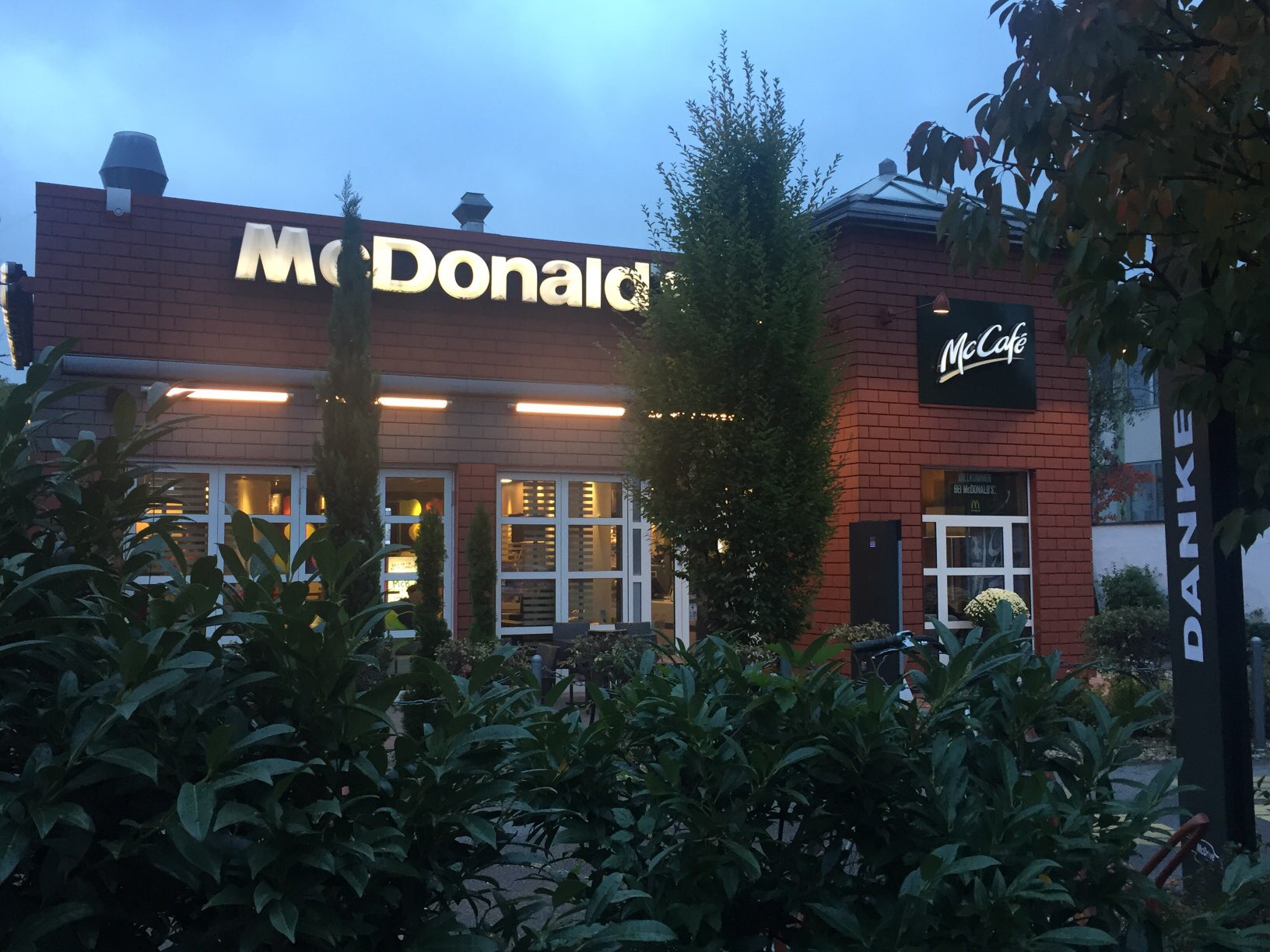 McDonalds mit McCafe