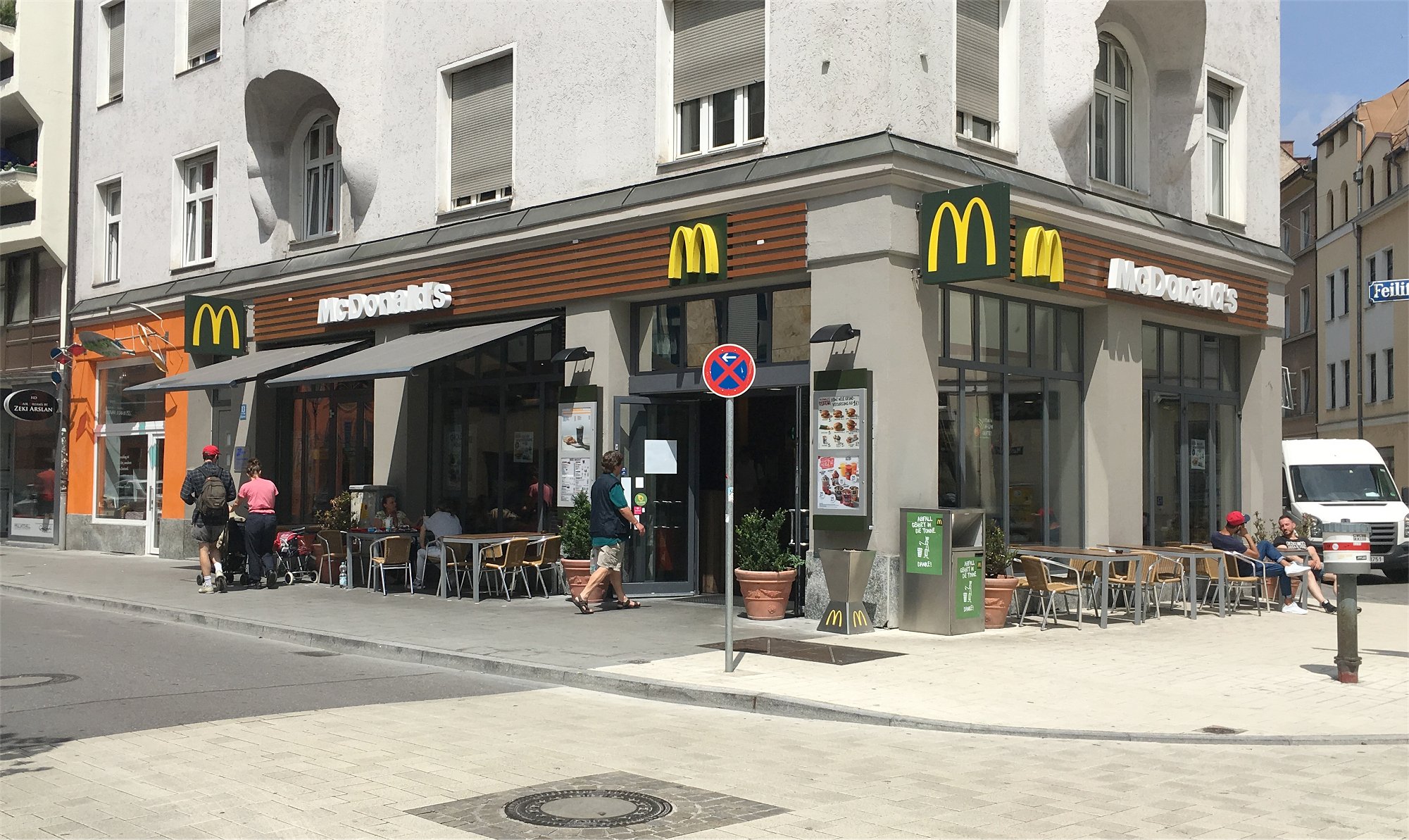 Bild 1 McDonald's in München