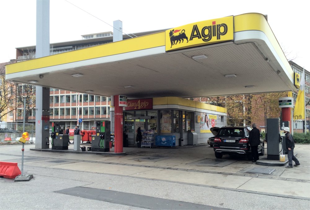 Bild 1 Agip Deutschland GmbH Service-Station in München