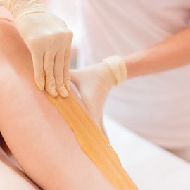 Senzera - Dauerhafte Haarentfernung, Waxing & Sugaring in Augsburg in Augsburg